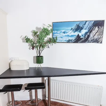 Bright 3Bed Sleeps 9 With Secret Garden 5Min Walk To Town Villa Sligo Exterior photo
