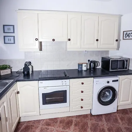 Bright 3Bed Sleeps 9 With Secret Garden 5Min Walk To Town Villa Sligo Exterior photo